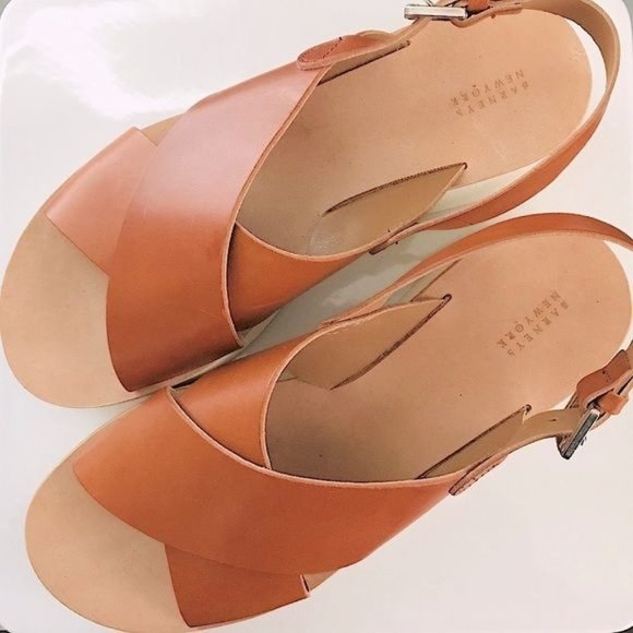 NEW Barney’s NY Crossover Platform Sandals Made in Italy New Without Tags - Picture 5 of 15